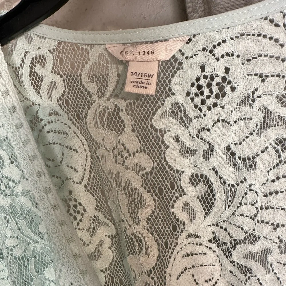EST 1946-Coverup  Lace Dress in Light Green - Picture 2 of 3
